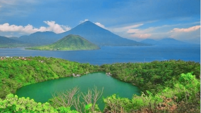 Danau Tolire: Pesona Kawah Vulkanik di Kaki Gunung Gamalama